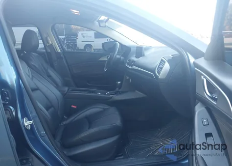 2017 Mazda Mazda3 Touring из США, поврежденный, VIN 3MZBN1V70HM132607